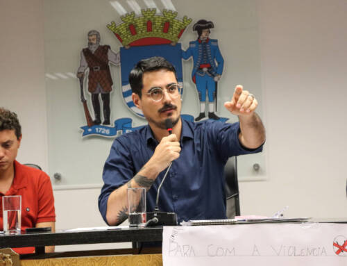 Camasão quer multa administrativa contra pais que assediarem professores